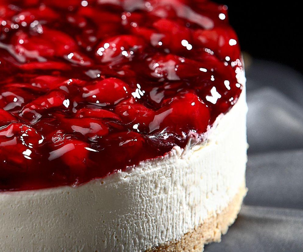 ciasto z mascarpone i wiśniami