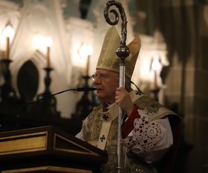 Abp Jędraszewski do społeczności krakowskiego UEK-u: Wzorem św. Jadwigi należy patrzeć w przyszłość oczami rozświetlonymi przez Ducha Świętego
