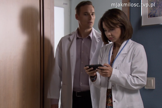 M jak miłość, odcinek 1680: Aneta (Ilona Janyst), Olek (Maurycy Popiel)