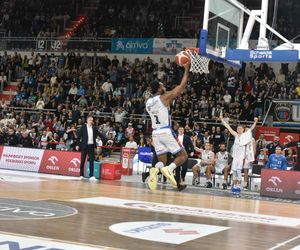 Arriva Polski Cukier Toruń - Anwil Włocławek, zdjęcia kibiców i zawodników z 4. meczu fazy play-off Orlen Basket Ligi