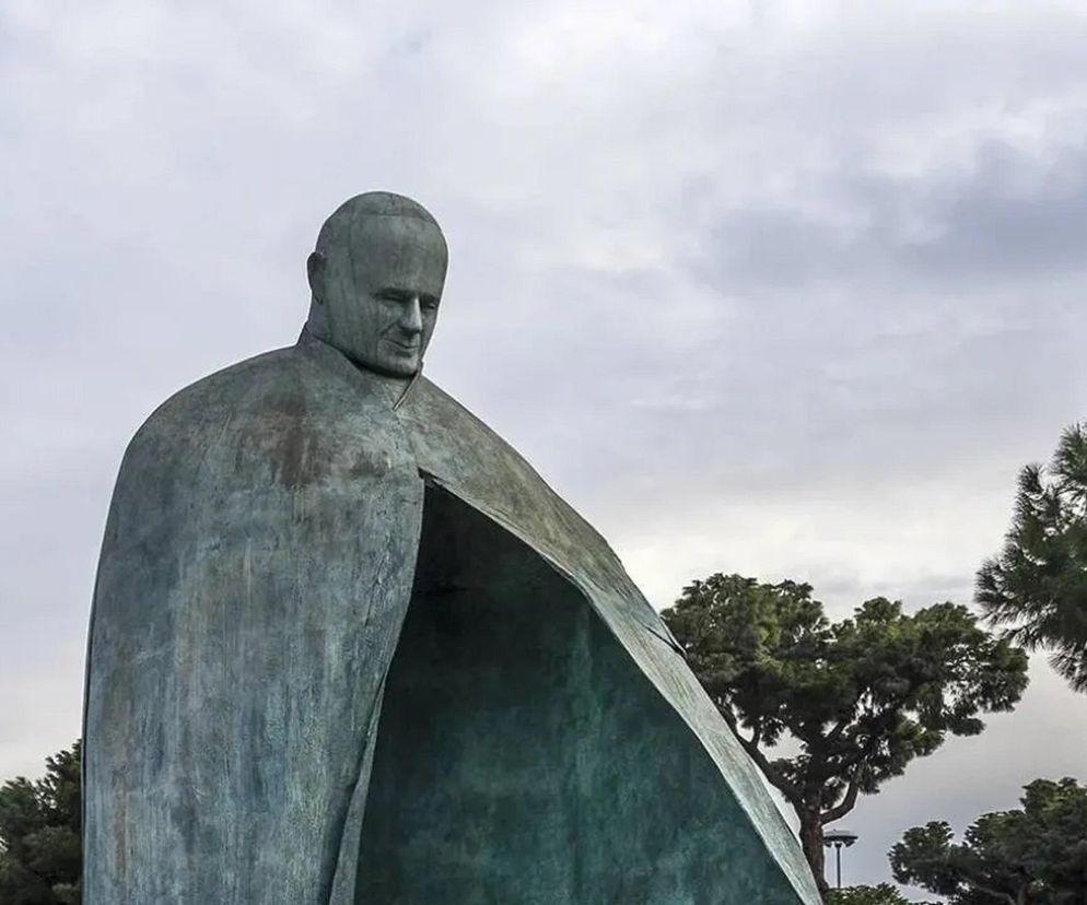 Pomnik Jana Pawła II, Rzym