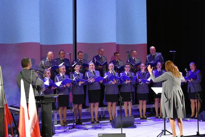 W Braniewie wystąpili rozśpiewani policjanci