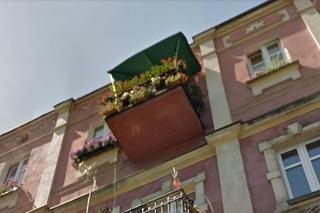 Widziałam jak sąsiedzi runęli z balkonem