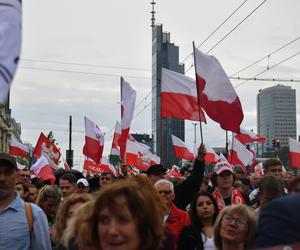 Zdjęcia z Marszu Powstania Warszawskiego