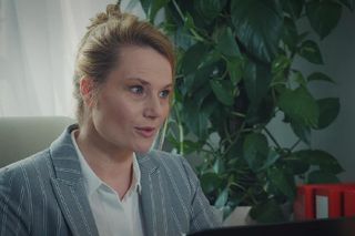 M jak miłość, odcinek 1821. Urzędniczka USC (Ilona Zaremba)