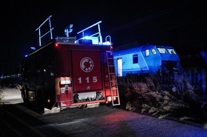 Rozpędzony pociąg zabił pięć osób. Zwłoki w promieniu 300 metrów 