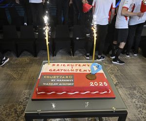 Kibice w szoku! Czekali na siatkarzy, a tu nagle wyszli polscy złoci medaliści