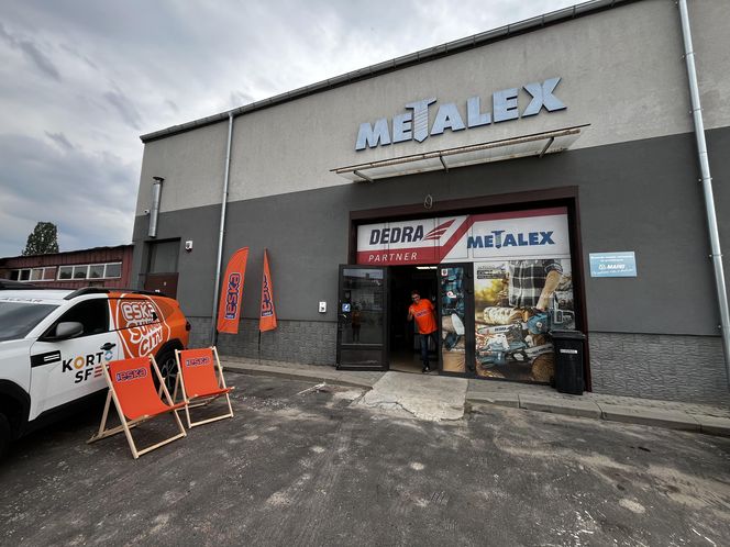 Wakacyjna wizyta radiowej ekipy w Hurtowni Metalex