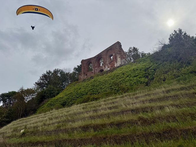 Ruiny kościoła w Trzęsaczu