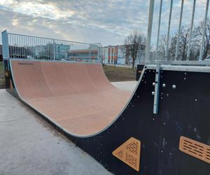 Nowa atrakcja w Starachowicach. Skate Park pod Skałkami już gotowy