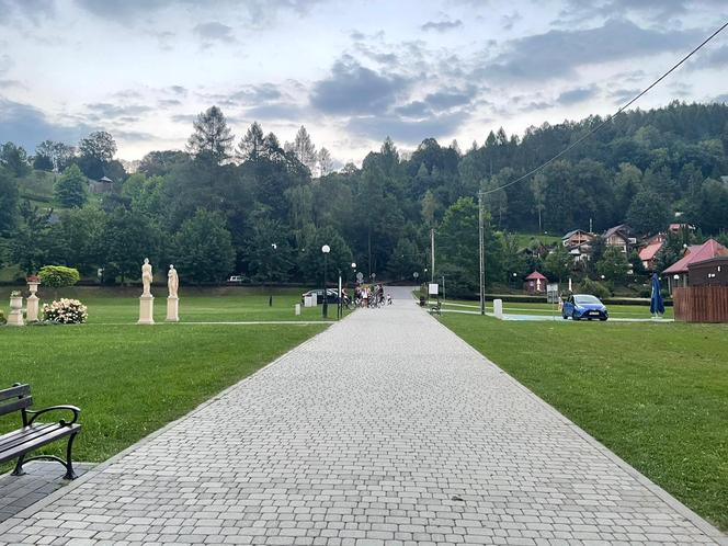 Muszyńskie ogrody zachwycają pięknem. Wyjątkowe miejsce na mapie Małopolski 