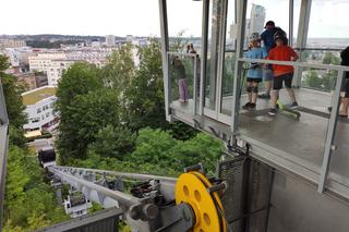 Kolejka górska nad morzem – tylko w Gdyni. Gondola na Kamienną Górę jeździ od 8 lat!