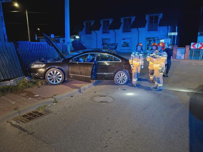 Pilne! Wypadek na skrzyżowaniu Moniuszki i Południowej w Starachowicach. Są poszkodowani