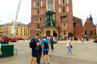 Zdjęcie korony królewskiej z wieży bazyliki Mariackiej