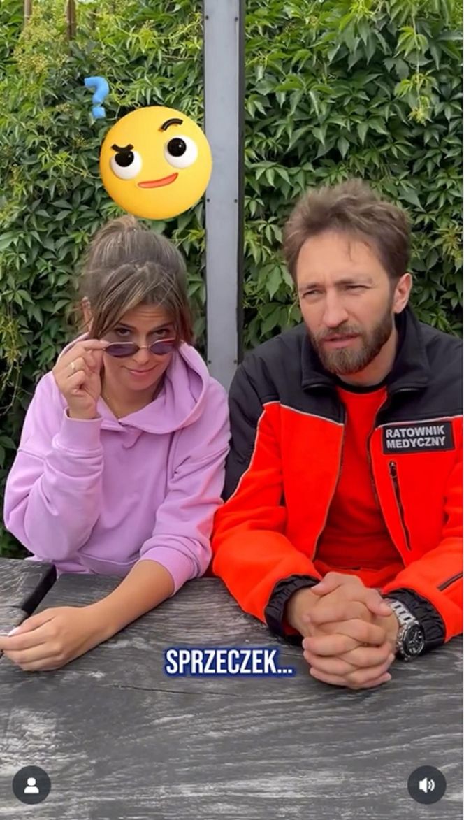 Na sygnale na planie. Piotrek (Dariusz Wieteska), Martyna (Monika Mazur)