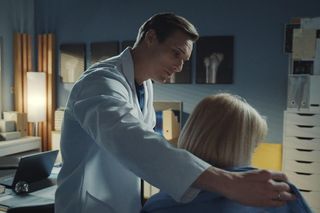 M jak miłość, odcinek 1889. Dorota (Iwona Rejzner), Olek (Maurycy Popiel)