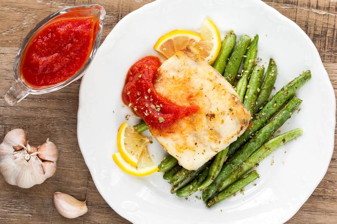 Ryba w ostrym sosie - sposób na pyszną gotowaną rybę