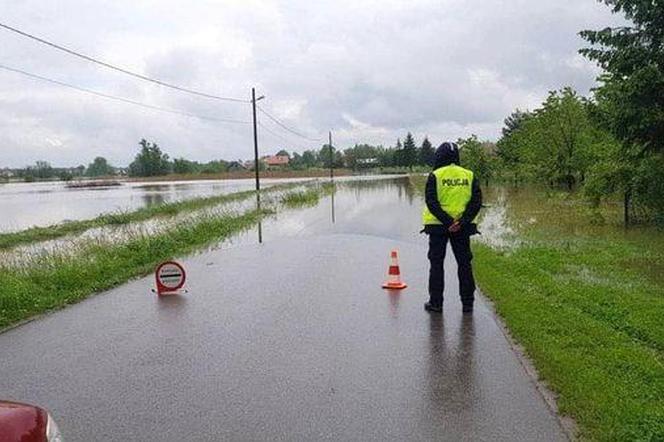 W związku z alertami pogodowymi w południowo-zachodniej części kraju w Komendzie Głównej Policji ruszyło w systemie całodobowym Centrum Operacyjne Policji