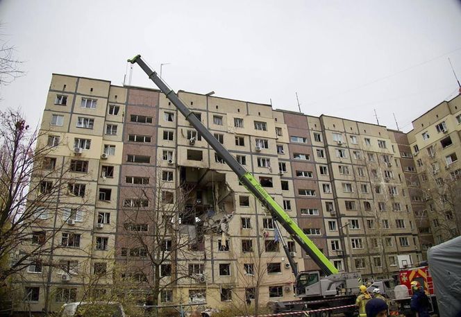 Noc grozy nad Ukrainą. Setki dronów i rakiet spadły na miasta