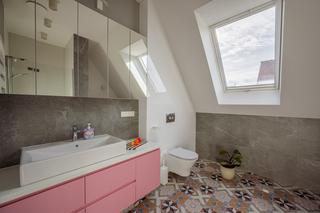 Okna dachowe jak obrazy – wymarzony dom z widokiem na park