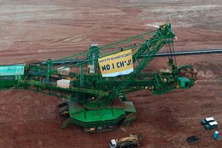 Protest Greenpeace na terenie kopalni Turów