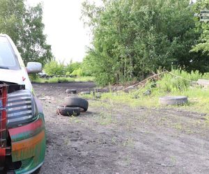  Śląsk: Dramat na Wrak-Race w Gliwicach! Koło uderzyło w kobietę. Lądował śmigłowiec LPR
