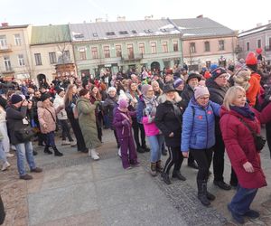 33. Finał WOŚP w Kielcach. Polonez w Rynku