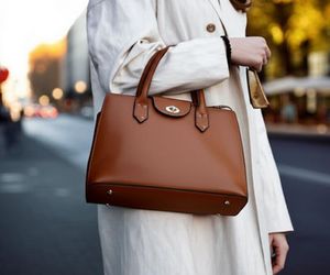 Must have na lato! Modne torebki, które będziesz nosić zarówno do biura, jak i uliczkami włoskich miasteczek 