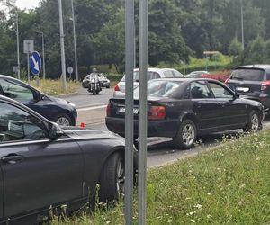 Wypadek u zbiegu ulic Radomskiej i Kaczyńskiej