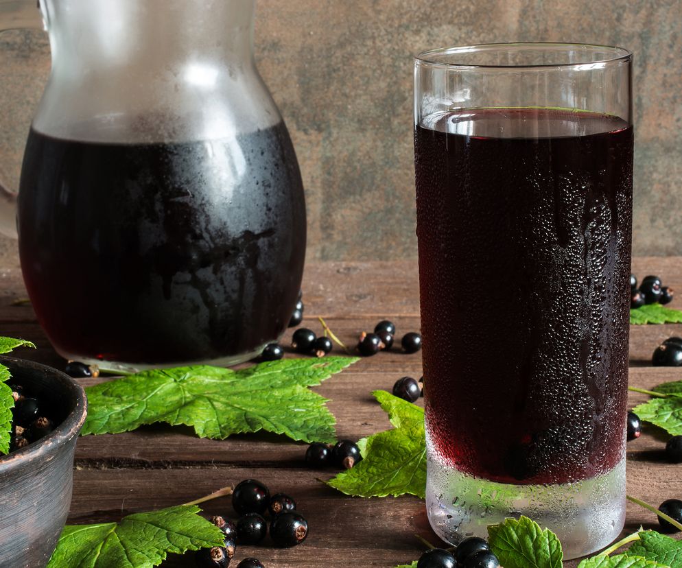 Czarna porzeczka w syropie