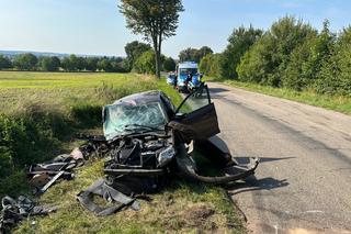 Poważny wypadek w Warmińsko-Mazurskiem. Dwie osoby ranne