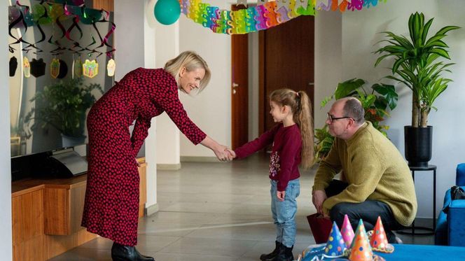  Barwy szczęścia, odcinek 3186: Powrót Wioletki do Polski. Marek odzyska córkę, ale Olga nie będzie chciała jej znać - ZDJĘCIA, WIDEO