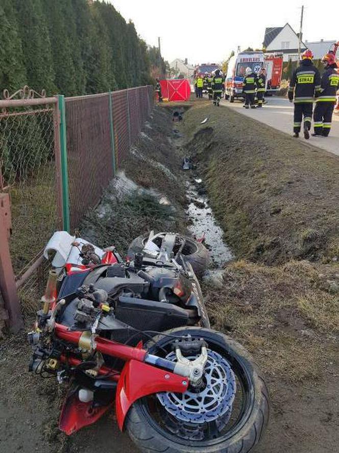 Wypadek w Mokrej Wsi, zginął motocyklista