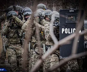 Ćwiczenia policji i FBI Wolf-Ram-23 w całej Polsce