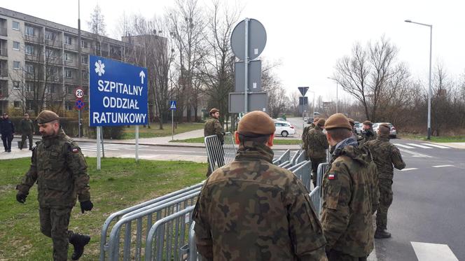 Szpital w Poznaniu staje STREFĄ ZAMKNIĘTĄ! Będzie policja i wojsko!