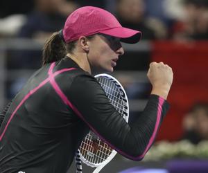 WTA Doha 2024: O której godzinie gra Iga Świątek dzisiaj finał z Jeleną Rybakiną?