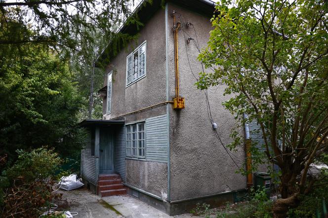 Rozbiórka domu przy Grębałowskiej w Warszawie