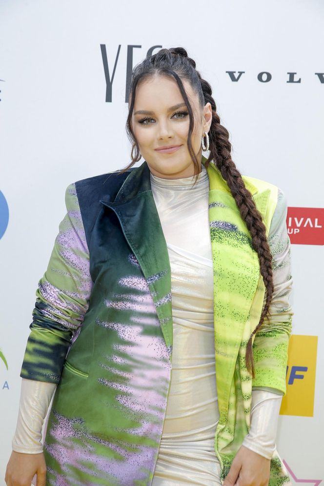 Ewa Farna lubi włosowe eksperymenty. Tak się zmieniała jej fryzura