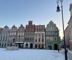 Centrum Poznania w śniegu