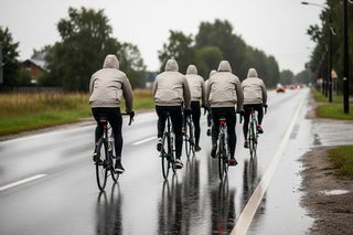 Biało-Czerwono Zakręceni. Czy deszcz zmył entuzjazm patriotycznego rajdu?