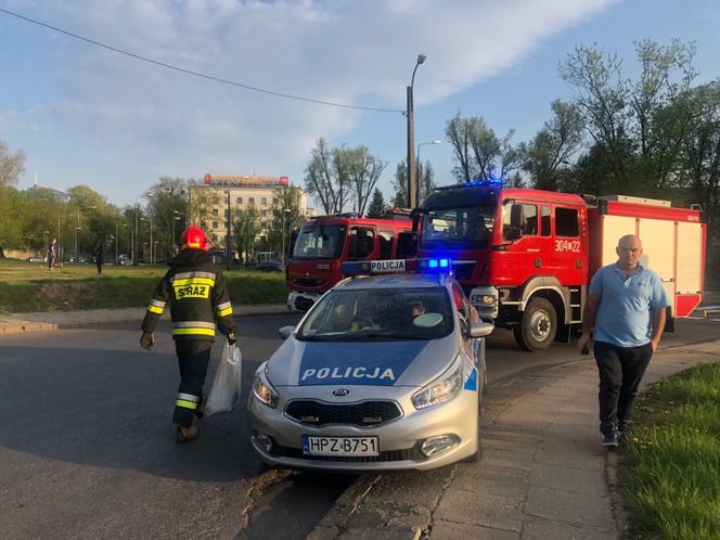 Wypadek przy Obozowej. Dwóch strażników miejskich w szpitalu