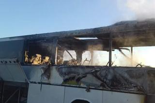 Pożar autobusu niedaleko Koronowa! Ewakuowano aż 35 osób! [ZDJĘCIA]