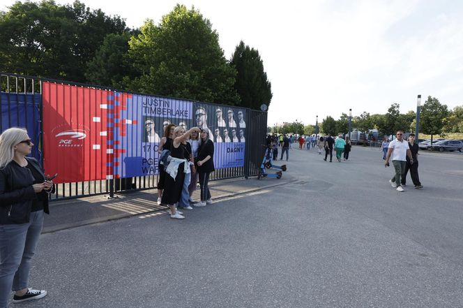 Warszawa. Justin Timberlake na PGE Narodowym. Morze ludzi na koncercie [ZDJĘCIA]