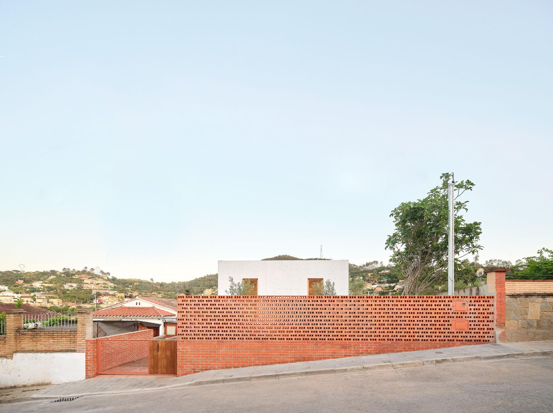 Residential Building near Barcelona by Àgora Arquitectura