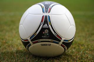 Tango 12 - piłka na Euro 2012
