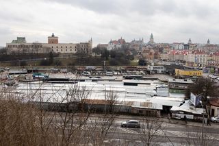 Tak wyglądało miejsce po zlikwidowanym targu przy ul. Ruskiej w Lublinie. Dziś jest tu parking
