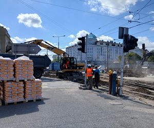Tramwajowy remont pl. Zawiszy w Warszawie