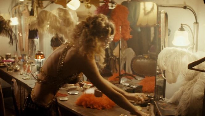 Zatoka szpiegów, odcinek 16. Greta (Karolina Kominek)