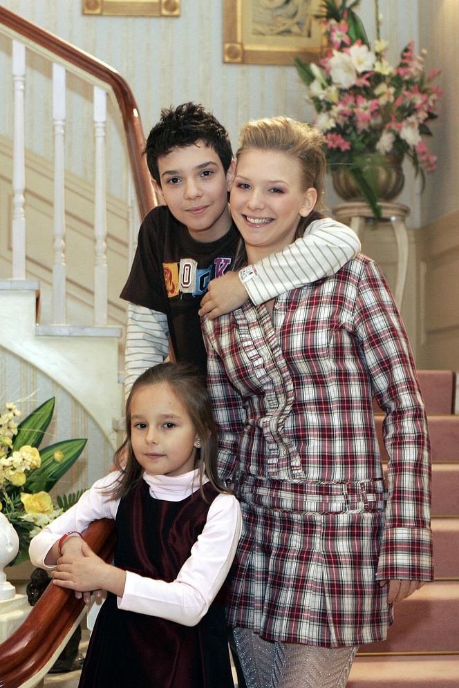 Dokładnie 20 lat temu wyemitowano 1. odcinek serialu Niania. Tak dziś wyglądają bohaterowie