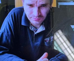 Zaginął Janusz Jagieła. Policjanci proszą o pomoc w poszukiwaniach 42-latka z Mazańcowic